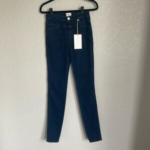 NWT!! Closed - Skinny Pusher Long - Size 26 - Dark Wash